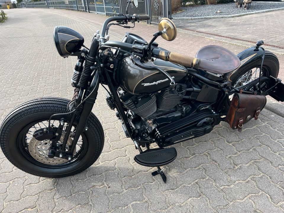 Harley-Davidson FXSTSSE2 Springer CVO Bobber Custom HAMMER in Mönkloh