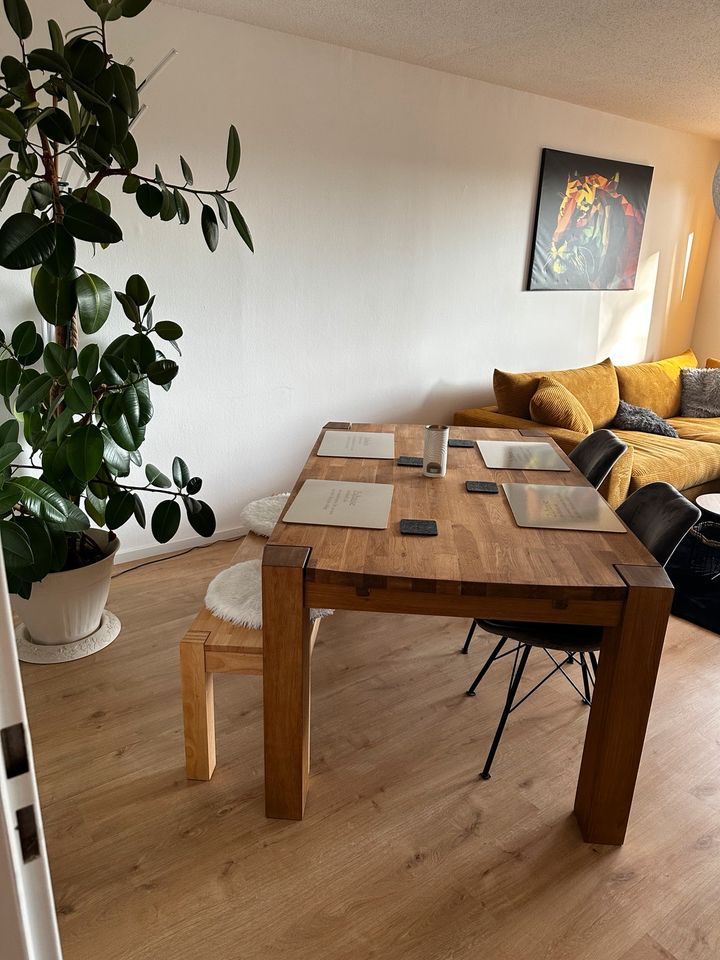 Helle und renovierte 2 Zimmer Wohnung in Stadtnähe in Landshut