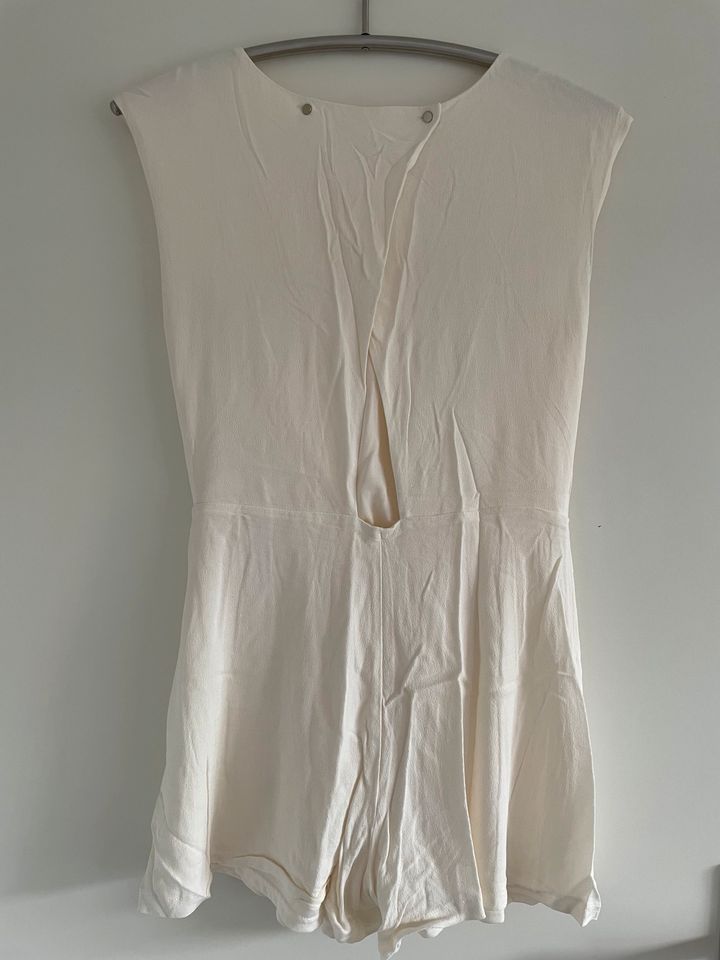 Zara Jumpsuit kurz Gr. M in Hamburg