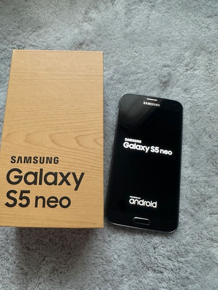 Galaxy S5 neo in Duisburg