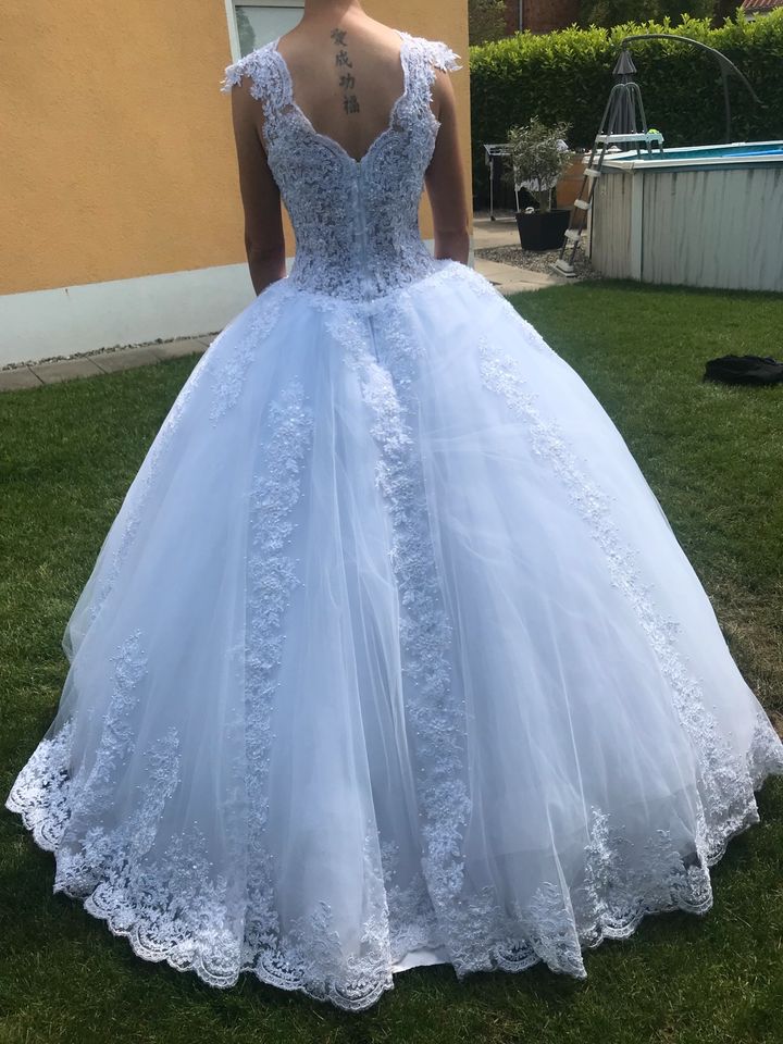 Traum Brautkleid in Vogtsburg