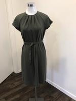 Etuikleid Cocktailkleid Minikleid mit Gürtel NEU grau S 36 Niedersachsen - Lorup Vorschau