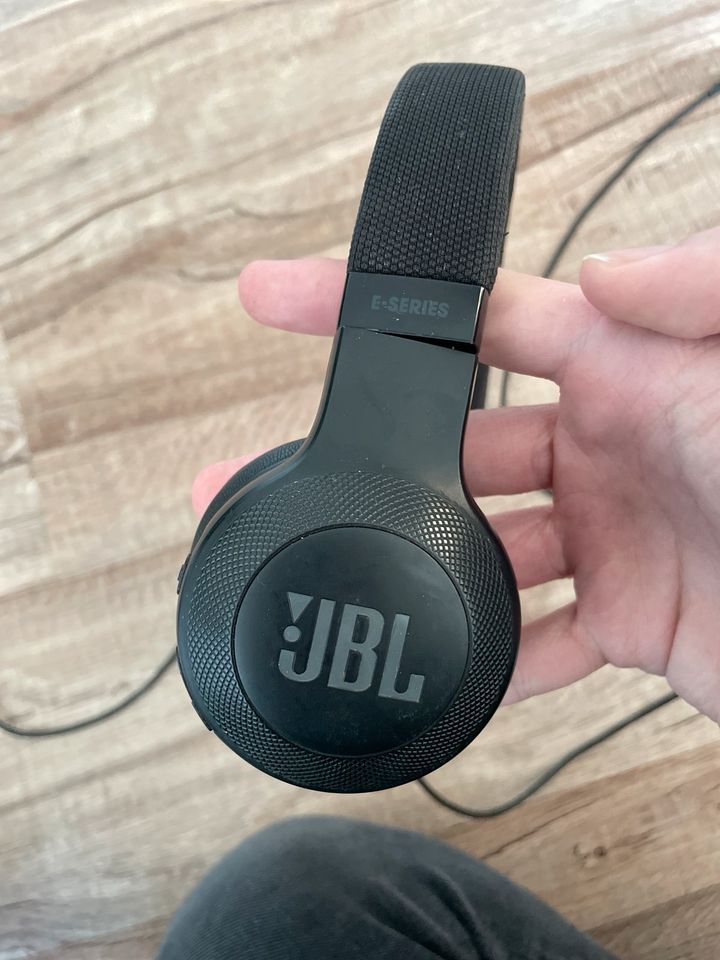 JBL E-SERIES-Kopfhörer in Amelsbüren