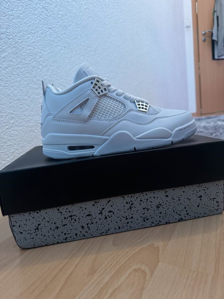 Jordan 4er weiß in Neckarsulm