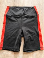 Hollister Gilly hicks sport bike  shorts schwarz Koralle Gr.S Nordrhein-Westfalen - Olpe Vorschau