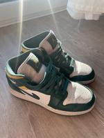 Air Jordan 1 Mid Sonics Gr.38,5 Niedersachsen - Langwedel Vorschau