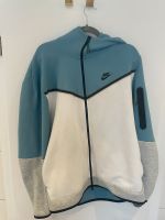 Nike Tech Fleece blau/ weiß Nordrhein-Westfalen - Steinfurt Vorschau