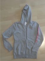 Adidas strickjacke Gr 164 Hessen - Wiesbaden Vorschau