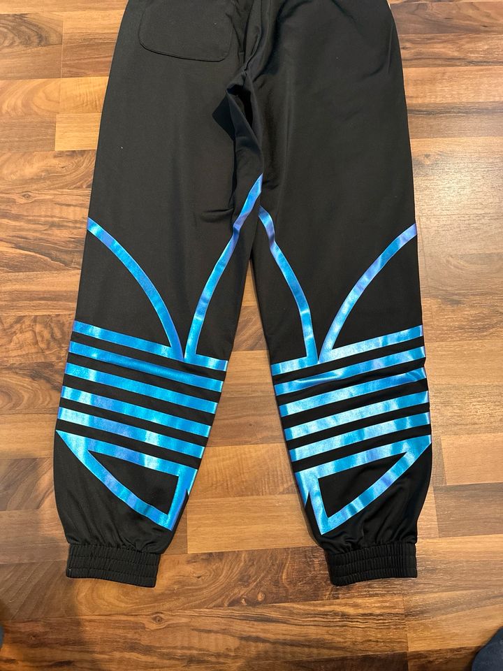 Adidas Jogginghose Trainingshose Gr.34 in Leingarten