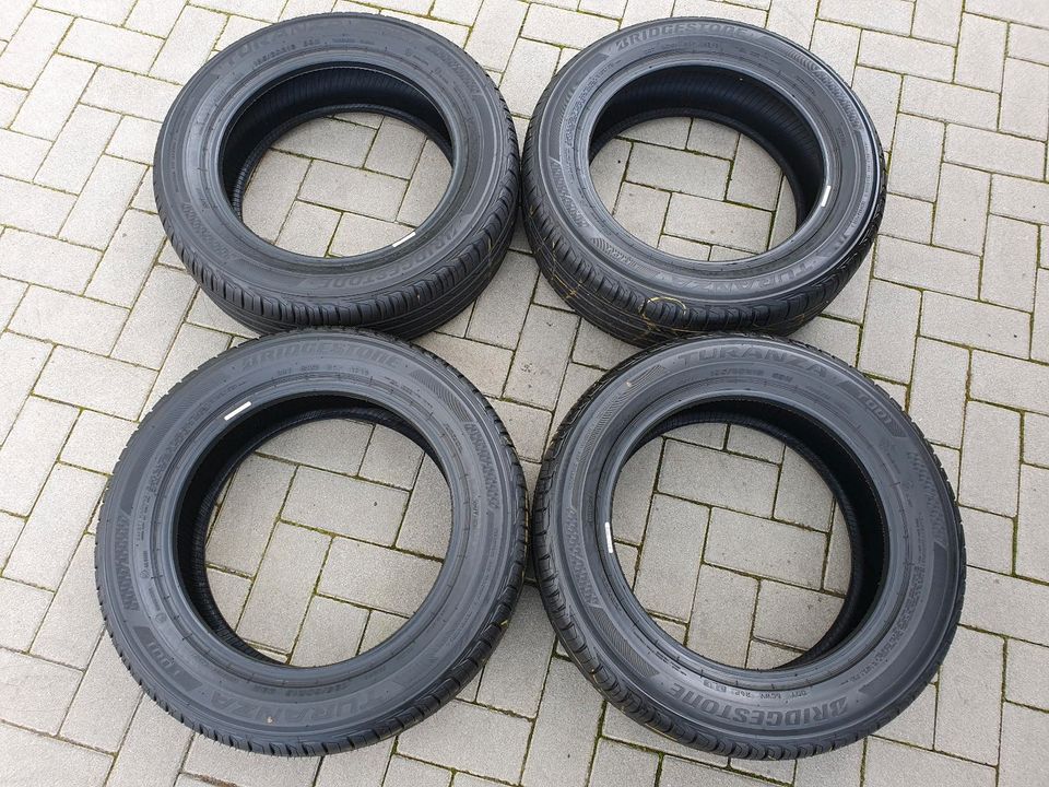 4x NEUE Sommerreifen 195/60 R16 Bridgestone Turanza T001 in Etzbach