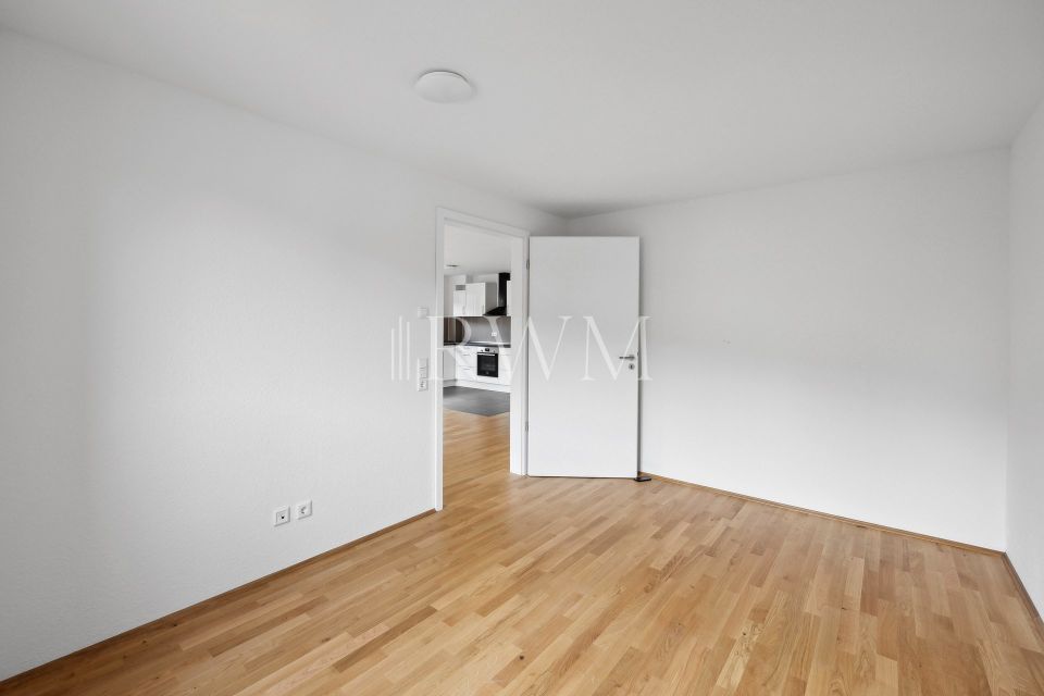 Hochwertige 3-Zimmer-Neubauwohnung mit Balkon + 2 x PKW-Stellplätze in bester Lage von Altensteig in Altensteig