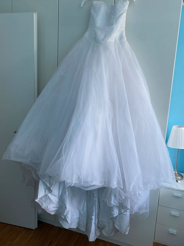 Hochzeitskleid von Sincerity Bridal in Aschaffenburg