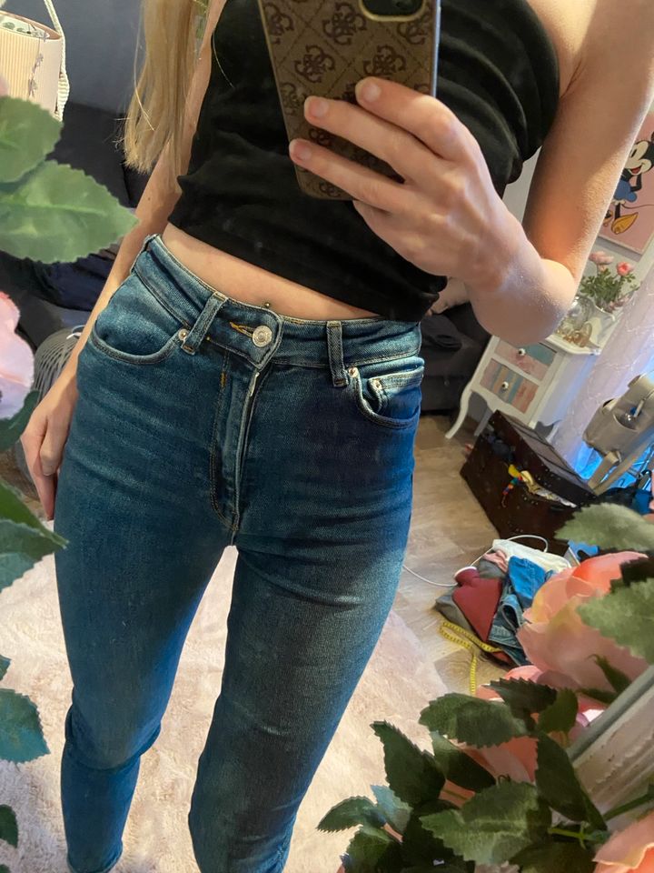 Enge Zara Jeans, high waist in Borken