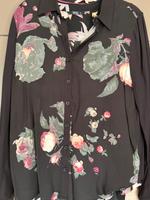 Schwarze Bluse TomTailorDenim m. Blumen Gr S Nordrhein-Westfalen - Rheurdt Vorschau