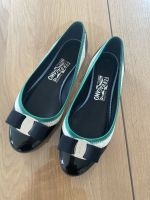 Salvatore Ferragamo Ballerinas 8 38.5 Leder schwarz weiß grün München - Schwabing-Freimann Vorschau