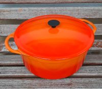 Großer LE CREUSET Cousances Gusseisen Bräter Topf 28cm ofenrot Rheinland-Pfalz - Hochborn Vorschau