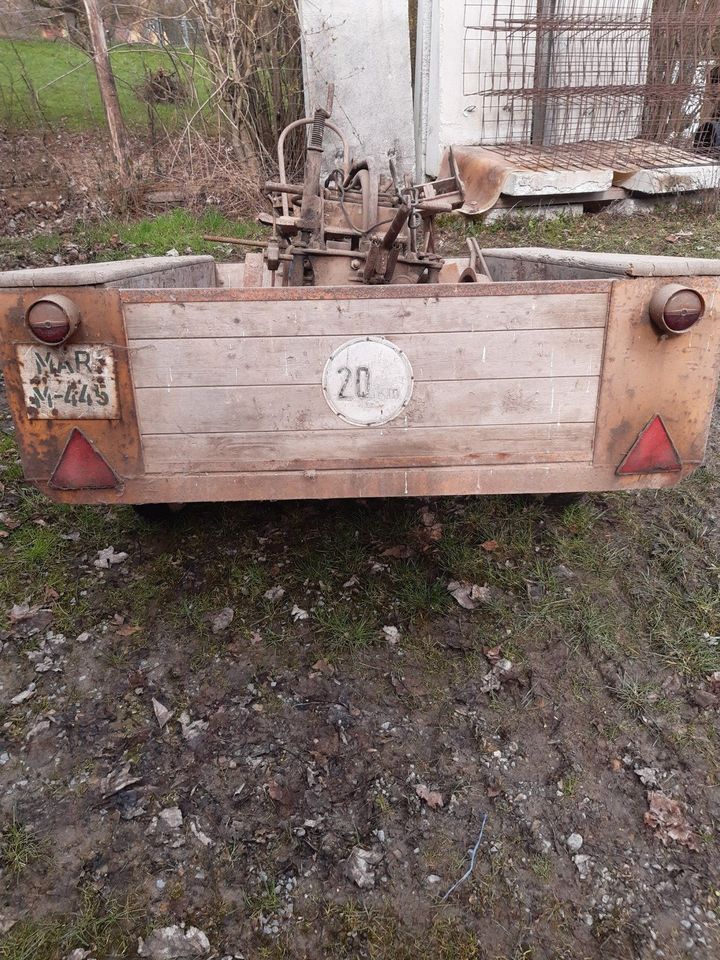 Weinbergspflug / -wagen / -seilwinde in Erlenbach