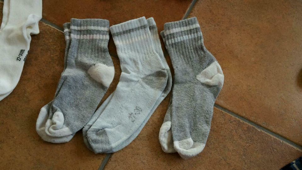 ❤Socken,Strümpfe,Kniestrümpfe,Pferdemotiv,Gr.27-30,teils NEU OVP in Calbe (Saale)