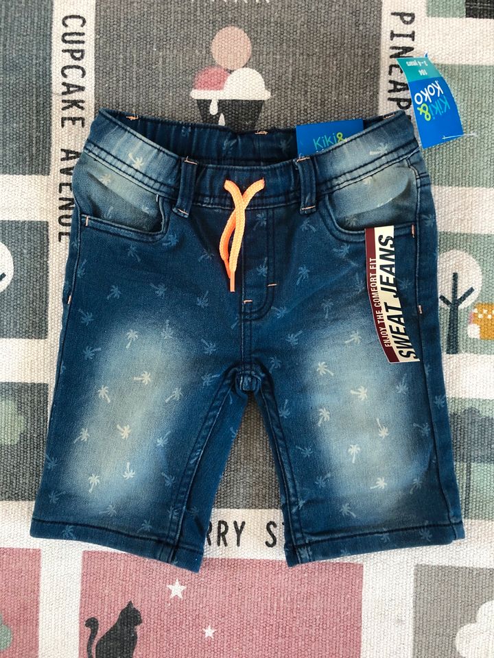 Jeans Shorts kurze Hose Gr. 104 neu Palmen in Troisdorf