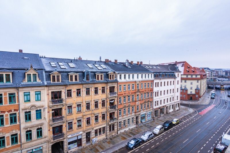 Provisionsfrei! 1-Raum-ETW mit Wannenbad und hohen Altbau-Räumen, ideale Neustadt-Lage. in Dresden