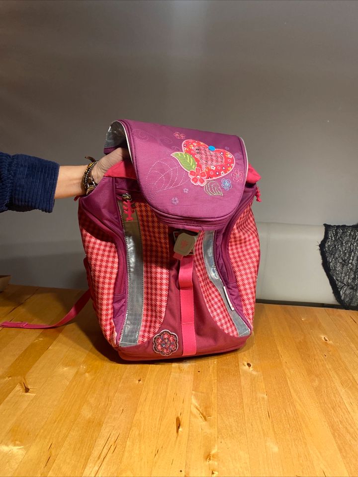 Mädchen Schulrucksack in Waltrop