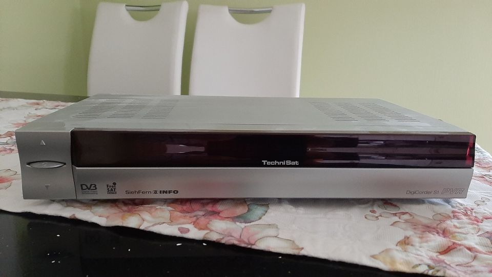 Festplattenreceiver Technisat in Sachsen - Zeithain | TV Receiver gebraucht  kaufen | eBay Kleinanzeigen ist jetzt Kleinanzeigen