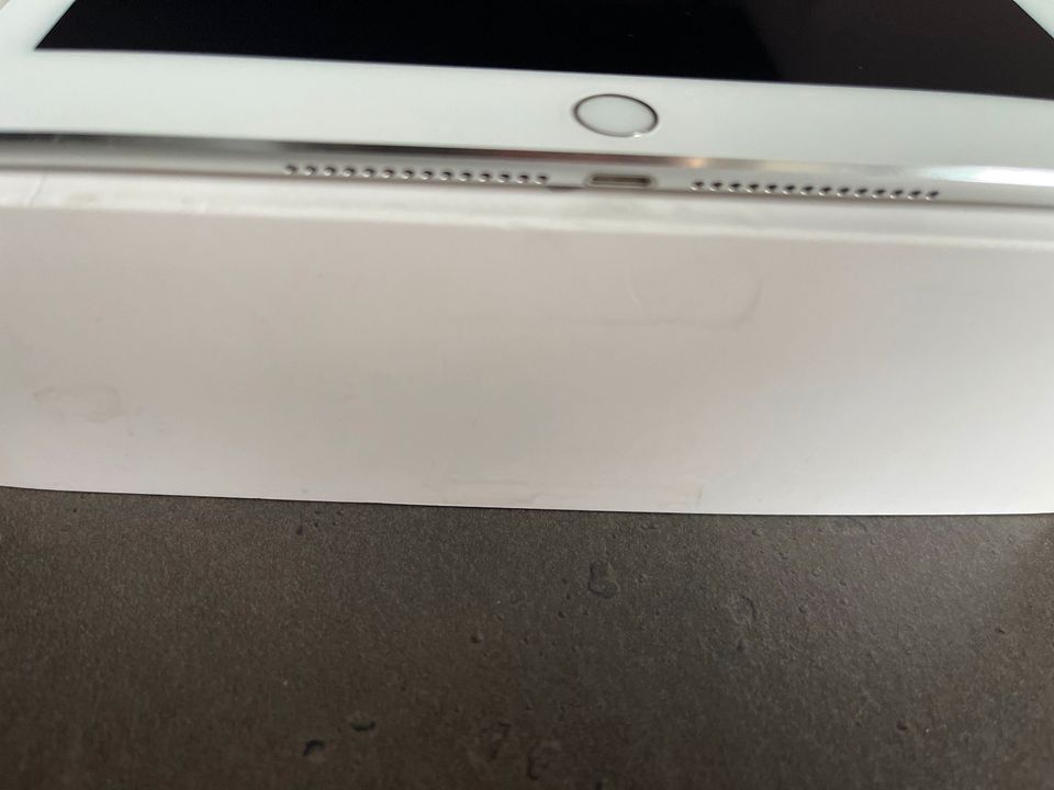 iPad Air 2 16 GB Silver in Wolfstein