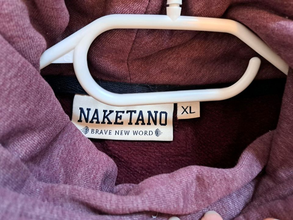 Naketano Pullover Größen M - L - XL in Blankenhain