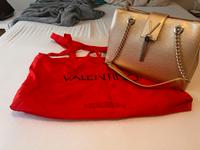 Goldene Valentino Tasche Bayern - Ampfing Vorschau