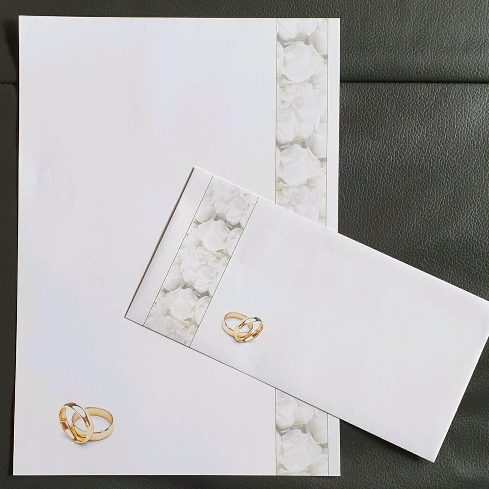 20 Hochzeits-Einladungen Bogen + Umschlag in Stapel (bei Husum)