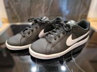 Nike Court Royale Gr.40 / 8.5 1x getragen Brandenburg - Ahrensfelde Vorschau