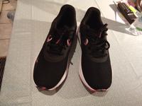 Sportschuhe von Puma GR.38,5,neu Bremen - Seehausen  Vorschau