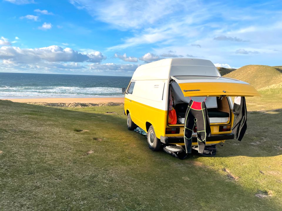 Volkswagen T3 mit Hochdach Bulli mit H-Kennzeichen in Dinslaken