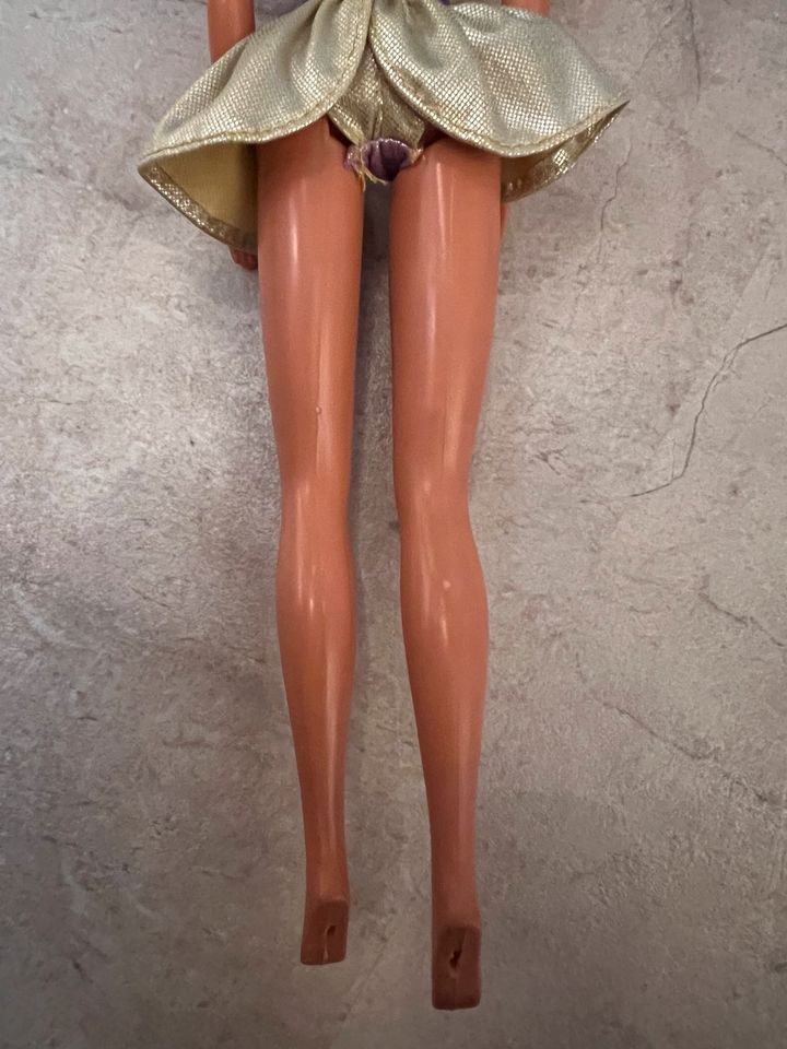 Barbie Disney Aladdin Jasmin Puppe Doll 90er Mattel in Neu-Anspach