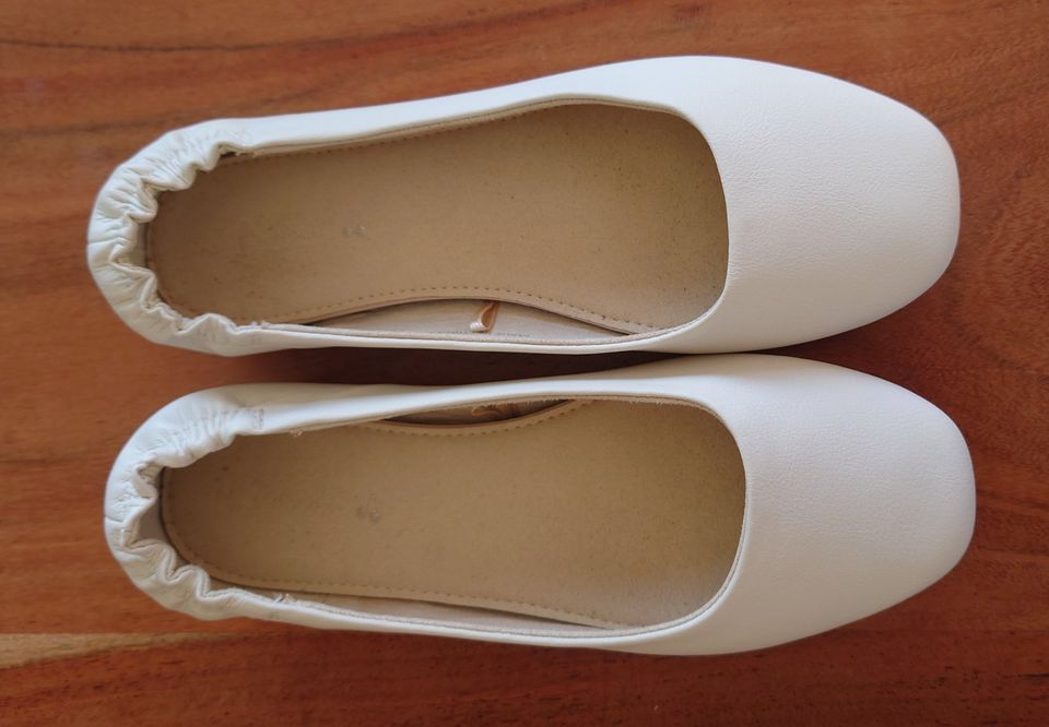 Next Ballerinas Gr. 34 off white / creme Neuwertig inkl. Versand in Grevenbroich