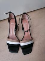 HUGO BOSS ❤️ Damensandalen, Schuhe, Gr. 36 München - Milbertshofen - Am Hart Vorschau