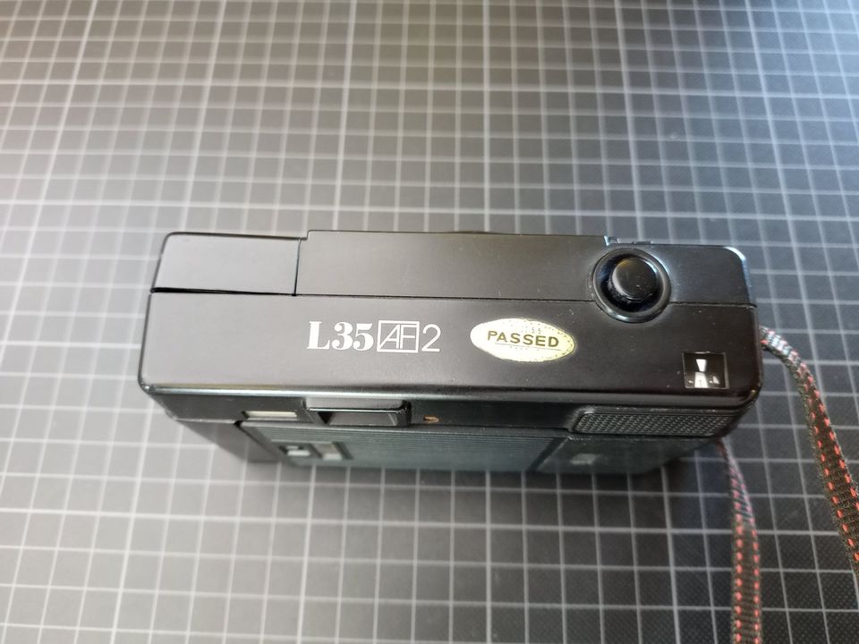 Nikon L35AF2, Point and Shoot, analoge 35mm Film Kamera in Berlin