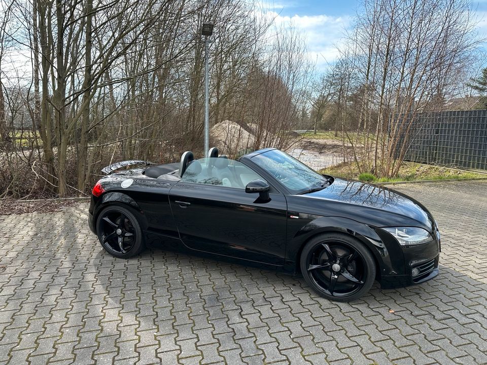 Audi TT Roadster S-Line in Salzbergen