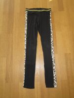 Hübsche Legging schwarz mit Leoprint Gr. 152 für Mädchen Kr. München - Planegg Vorschau