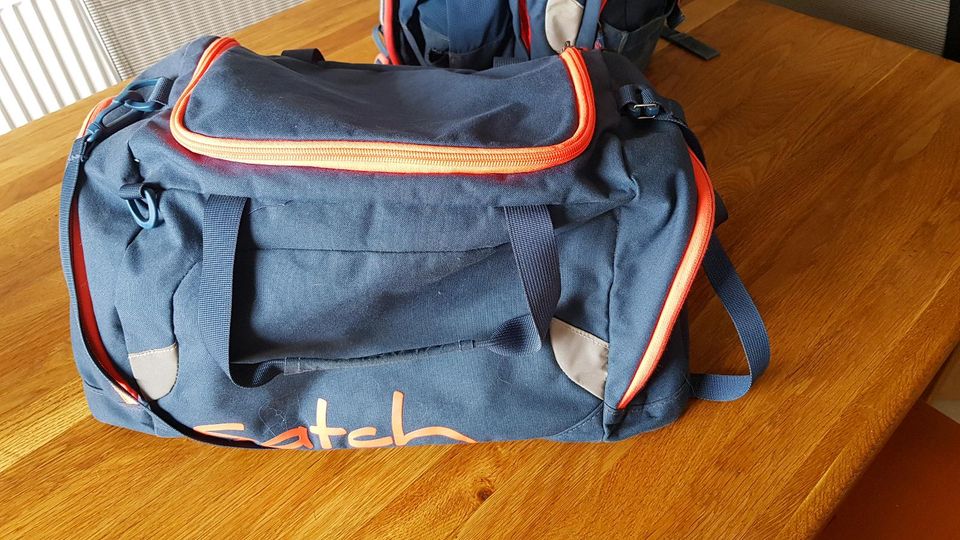 Satch Schulrucksack und Sporttasche in Teningen