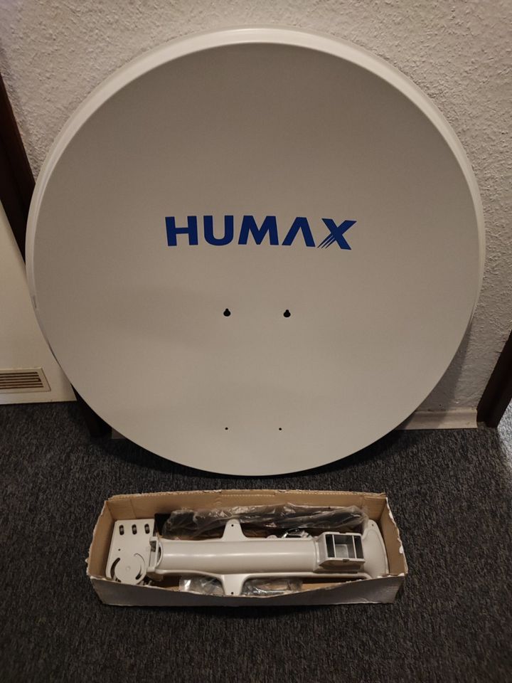 Humax Offset-Spiegel 90 hellgrau, NEU in Frankfurt am Main