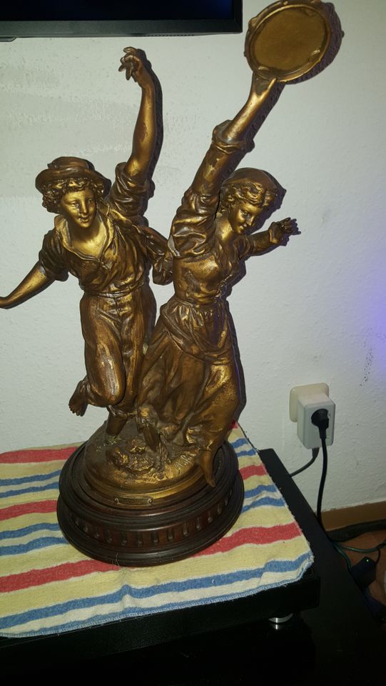 Bronze Figuren und Skulpturen in Hanau