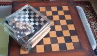 Großes Schachbrett und ganzes Glasschach spiel Nordrhein-Westfalen - Mettmann Vorschau