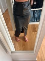 Zara Leder Highwaist Rock S schwarz mit Schlitz Altona - Hamburg Ottensen Vorschau