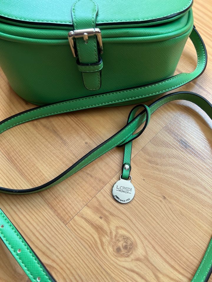 L.Credi Munich Satteltasche, Tasche, Umhängetasche, NEU ! in Berlin