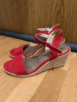 Damen Sandalen tamaris Damenschuhe Strand Sandalen rot 38 Nordrhein-Westfalen - Ahaus Vorschau