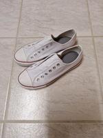 Turnschuhe  Sneaker Bayern - Hattenhofen Vorschau