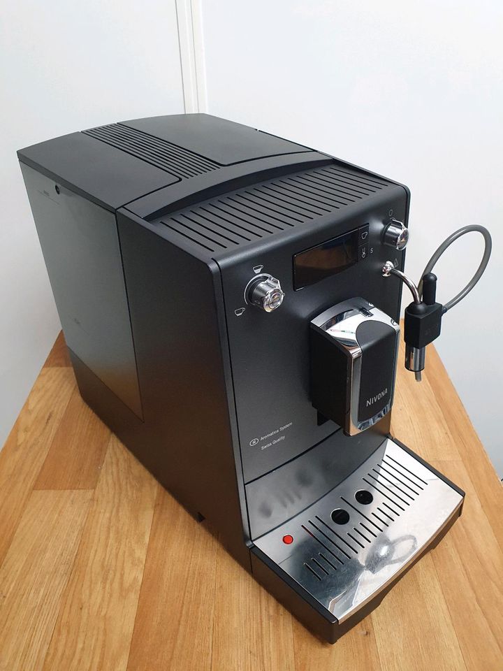 Kaffeevollautomat Nivona CafeRomatica NICR 520 in Korbach