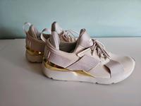 Puma Sneaker Turnschuhe beige top Zustand Gr 40 Bayern - Regensburg Vorschau