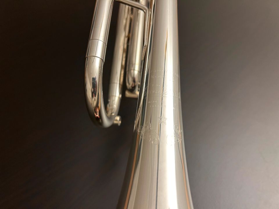 Bach Stradivarius Trompete LT190S1B Commercial trumpet in München